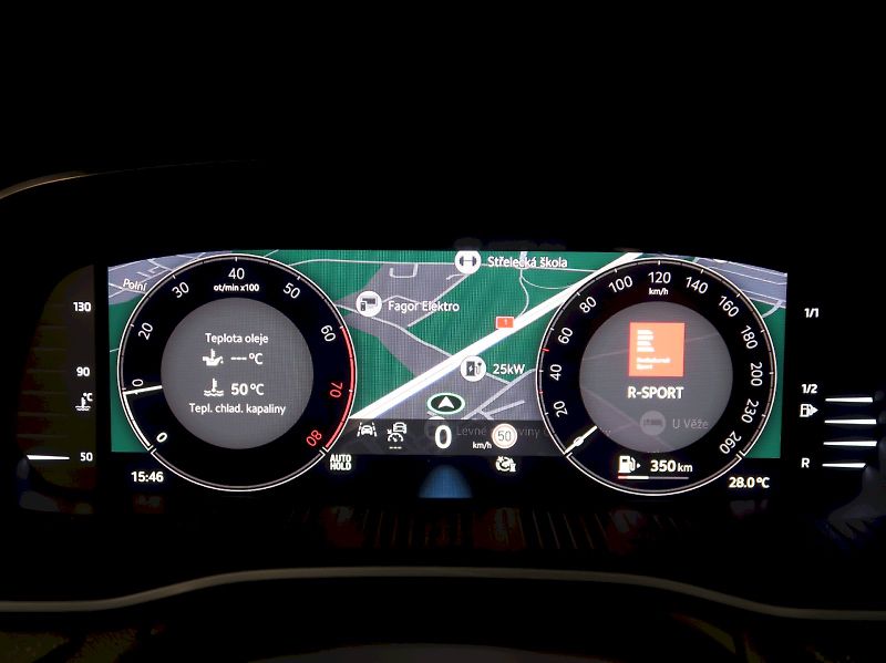 Škoda Octavia (2024) TOP SELECTION 1.5TSI 110KW - fotka 32 z 40