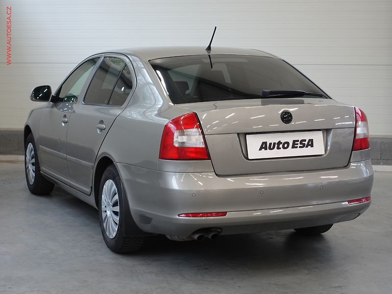 Škoda Octavia (2012) 1.4 TSI, Klima - fotka 6 z 22