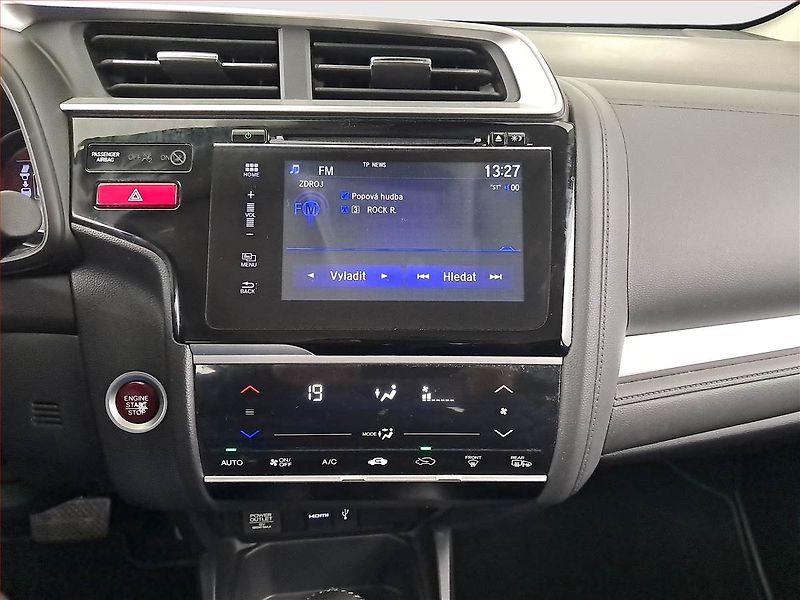 Honda Jazz (2017) 1.3 i-VTEC, Automat - fotka 12 z 18