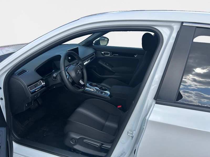 Honda Civic (2026) 2.0 Elegance 2026/na cestě - fotka 9 z 12