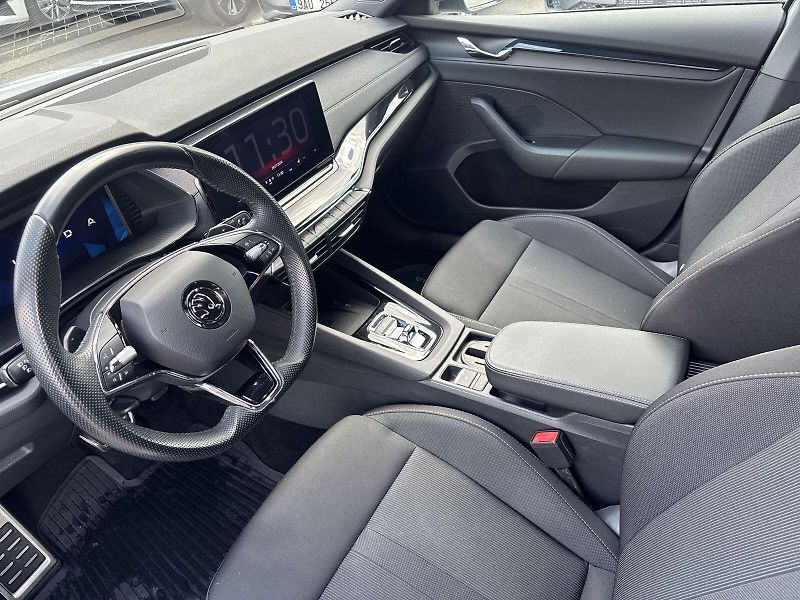 Škoda Octavia (2023) 2.0 TDI DSG Sportline - fotka 7 z 32