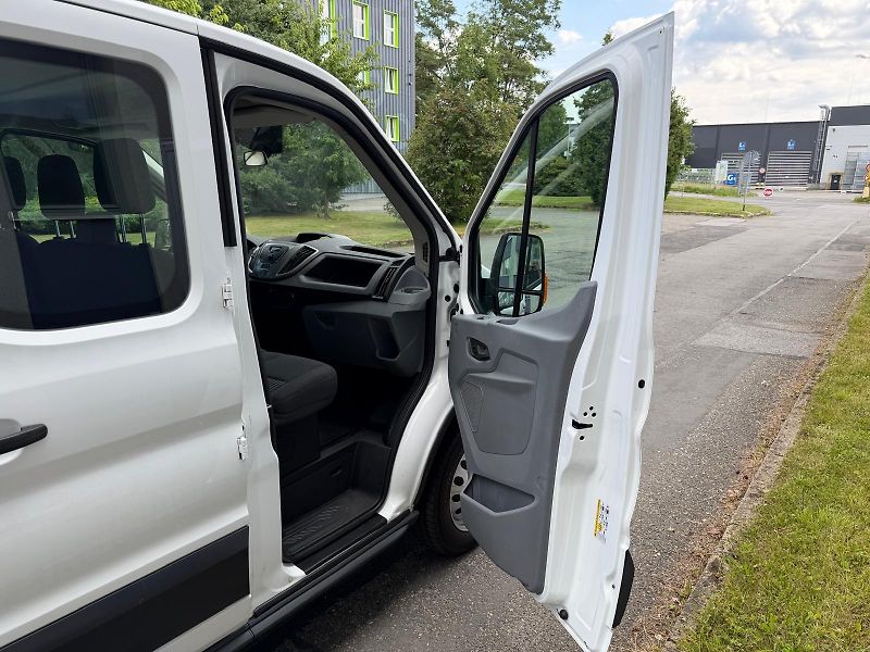 Ford Transit 2,0 TDCi / 3-sklopka / 1.maj.  - fotka 14 z 25