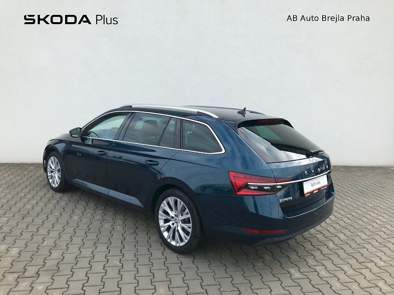 Škoda Superb (2023) COM GRT STY Plus TD 110/2.0 7D - fotka 22 z 25