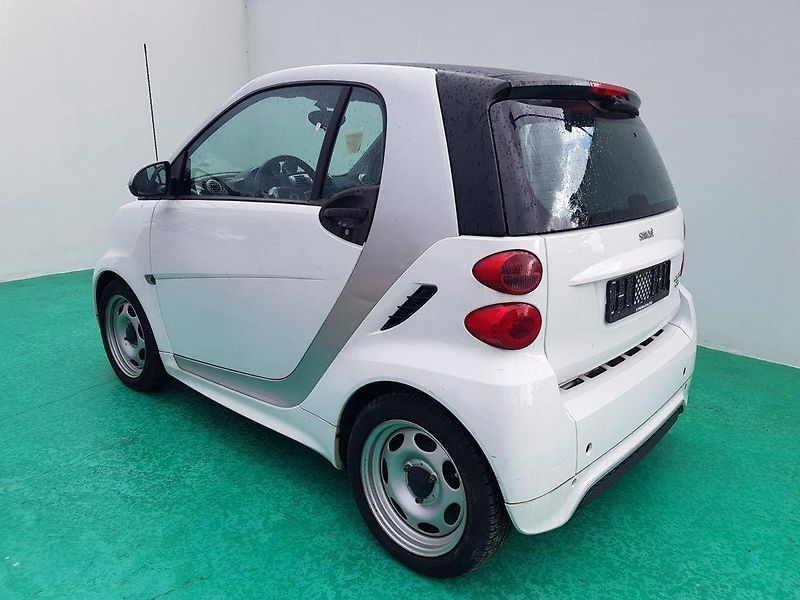 Smart Fortwo ELECTRIC DRIVE - fotka 4 z 9