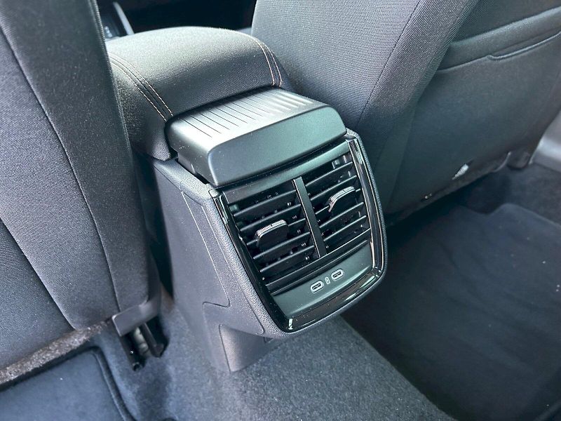 Škoda Kamiq (2026) Top Selection 1.0 TSI 85 kW - fotka 28 z 30