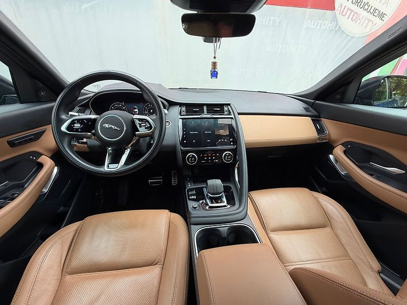 Jaguar E-Pace P200 AWD, ČR, Meridian, TOP - fotka 17 z 30