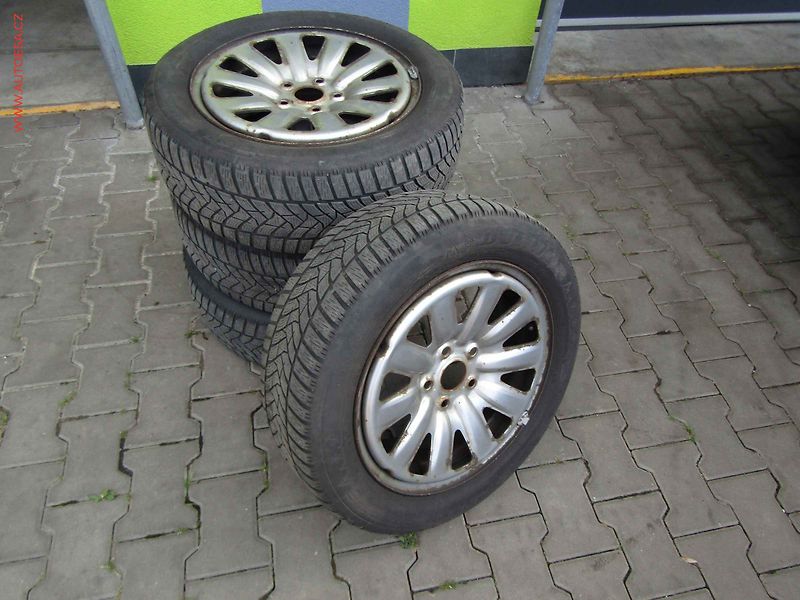 Škoda Octavia (2016) 2.0 TDi, ČR, DSG, bixen - fotka 19 z 20