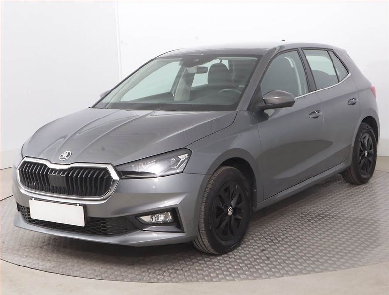 Škoda Fabia (2022) Style 1.0 TSI, Automat - fotka 2 z 16