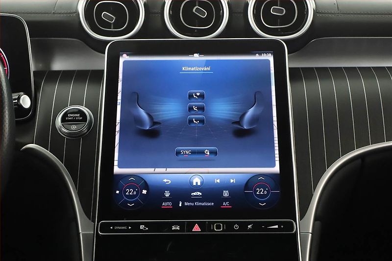 Mercedes-Benz GLC (2024) 220 d 4MATIC - fotka 14 z 20