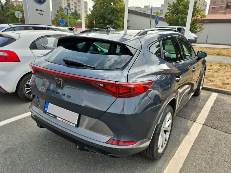 Cupra Formentor 1,5 TSi/110kW - DSG,LED,TZ,... - fotka 6 z 14