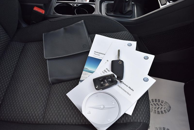 Volkswagen Touran (2017) 1.4TSI 110kw CLBMT 7MÍST TAŽNÉ - fotka 41 z 41