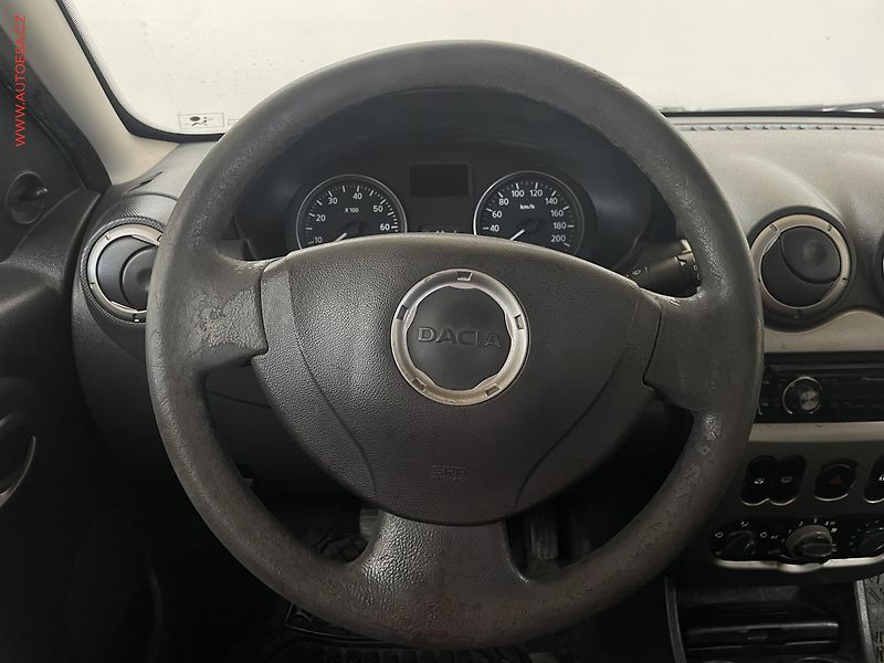 Dacia Sandero (2009) 1.6i, ČR, AC, tažné - fotka 12 z 14