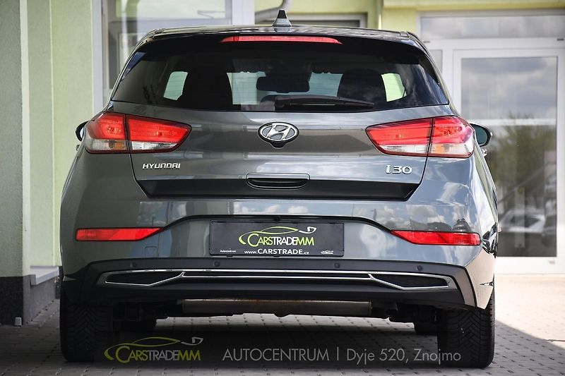 Hyundai i30 1.0T-GDI ČR FAMILY SMART DCT - fotka 4 z 52