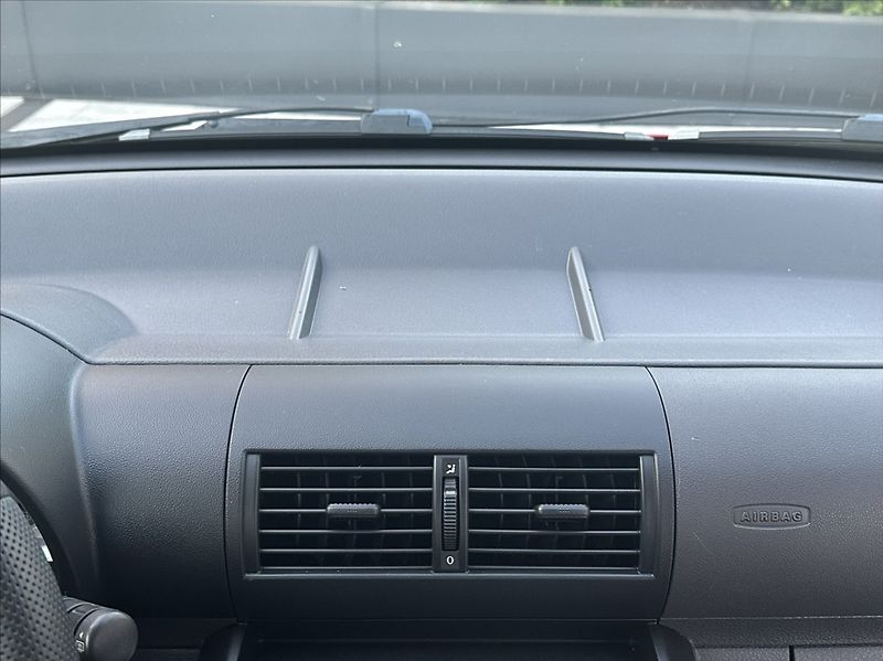 Volkswagen Fox 1,2 HTP 54PS  Refresh - fotka 22 z 42