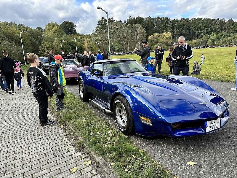 Do táborského areálu Komora se v sobotu sjelo kolem 250 vozidel.