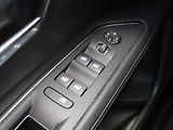 Peugeot 3008 (2019) Allure 1.2 PureTech, Automat - náhled 17