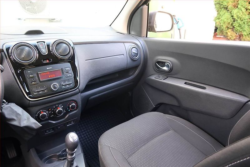 Dacia Lodgy (2020) 1.3 TCe, 7 míst, ČR,1.maj - fotka 8 z 18