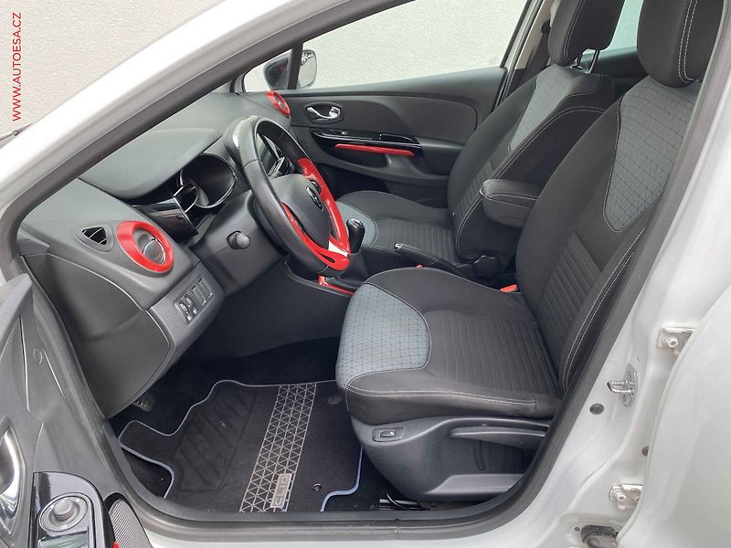 Renault Clio (2013) 1.2 i, ČR, AC, výhřev sed - fotka 9 z 17