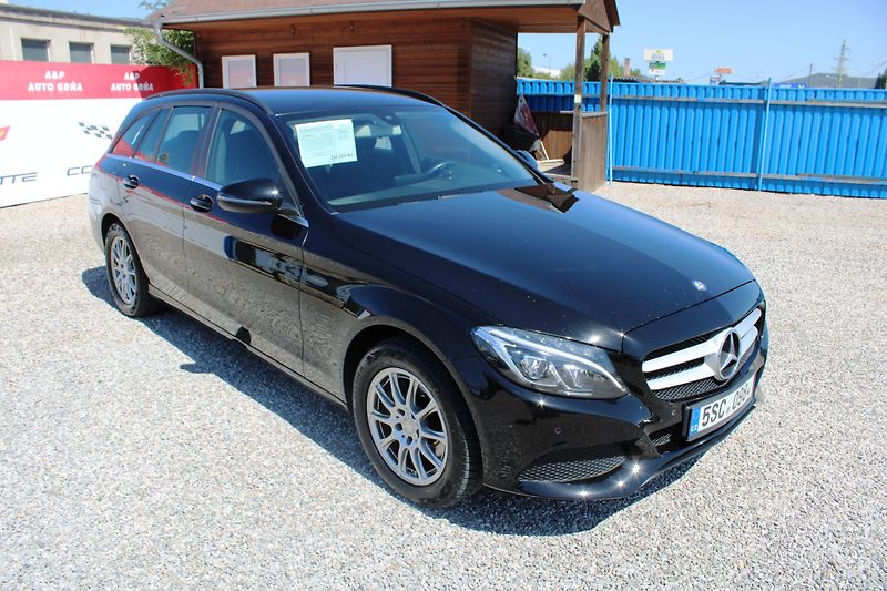 Mercedes-Benz Třídy C (2016) C220CDI NAVI LED TEMPOMAT ALU - fotka 1 z 16