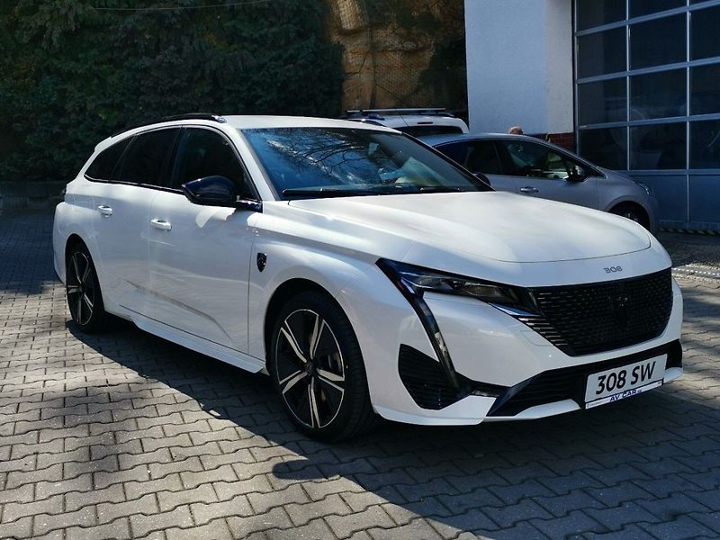 Peugeot 308 SW GT Plugin HYBRID 225 e-EAT8 - fotka 3 z 11