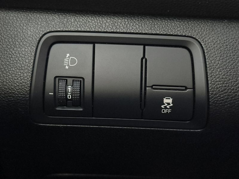 Hyundai i20 (2018) 1.2i 55kW, ČR, 1. Maj., Klima - fotka 14 z 20