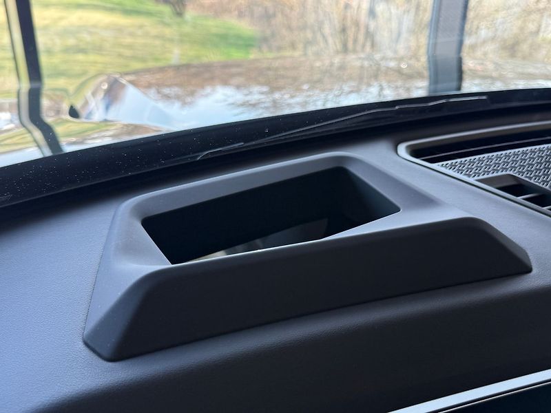 BMW X1 20d sDrive,X-Line,Harman,Tažné - fotka 21 z 33