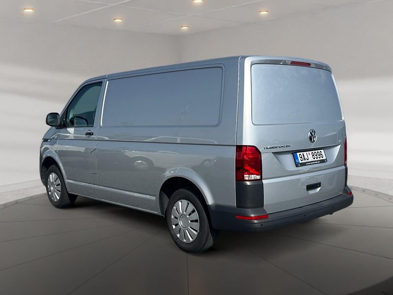 Volkswagen Transporter (2022) COMBI T6 2.0TDI 110kW CZ DPH - fotka 4 z 11