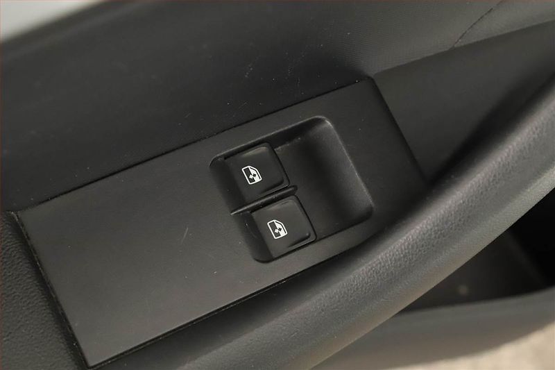 Škoda Rapid (2017) 1.0 TSI, Park. senzory - fotka 12 z 13