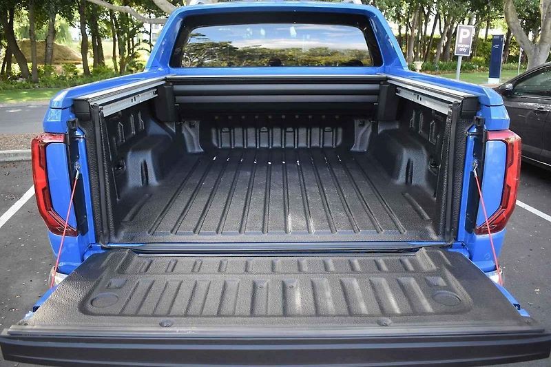 Volkswagen Amarok – s červenými vozy s motorem 2.0 TDI jsme se projeli v jihoafrickém terénu.