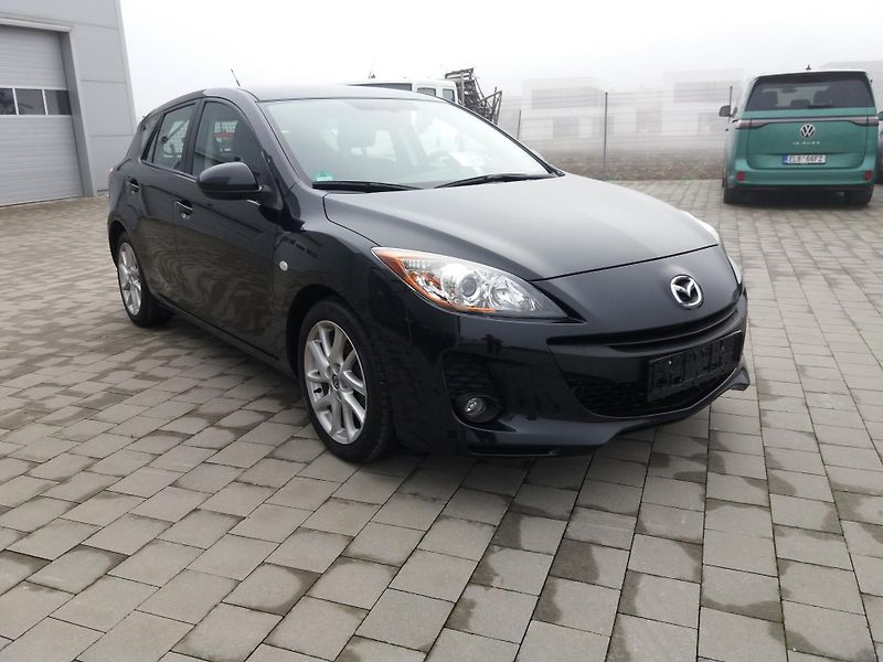 Mazda 3 1.6i,77kW,VÝHŘEV.SEDA+ČEL.SKLO - fotka 3 z 23