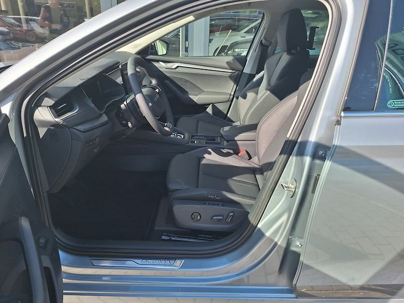 Škoda Octavia Exclusive Selection 1,5TSI 110 - fotka 10 z 11