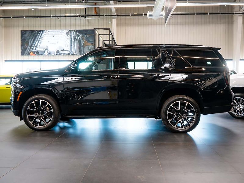 Chevrolet Tahoe (2026) 6.2 V8 4WD RST, 8 míst - fotka 2 z 41