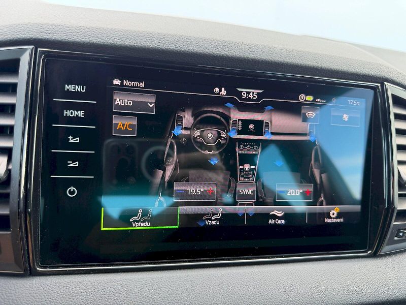 Škoda Karoq (2024) 2.0TSI 140kW DSG 4x4 SportLine - fotka 20 z 35