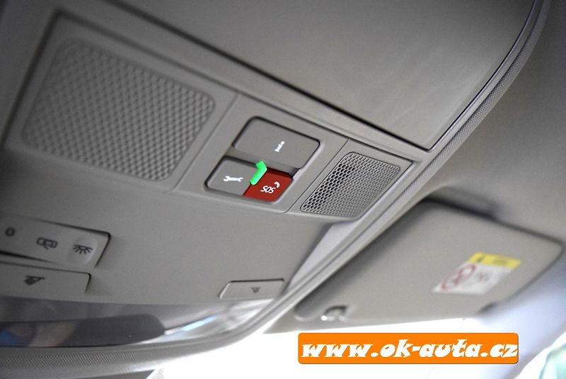Škoda Karoq 2.0 TSI DSG 110 kW 2023-DPH - fotka 43 z 50