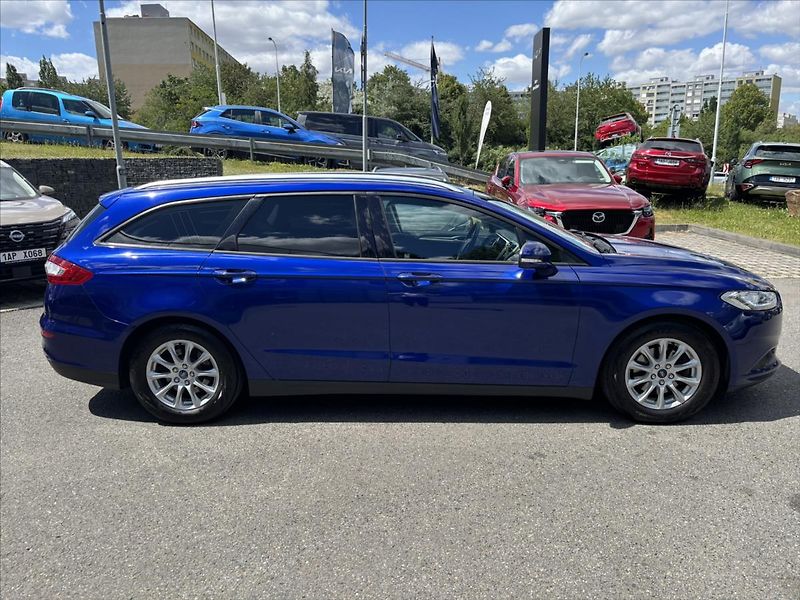 Ford Mondeo 2,0 TDCi AT WEBASTO TOP STAV - fotka 6 z 39