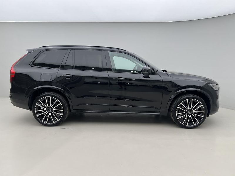 Volvo XC90 (2026) B5 AWD DARK PLUS AUT - fotka 13 z 48