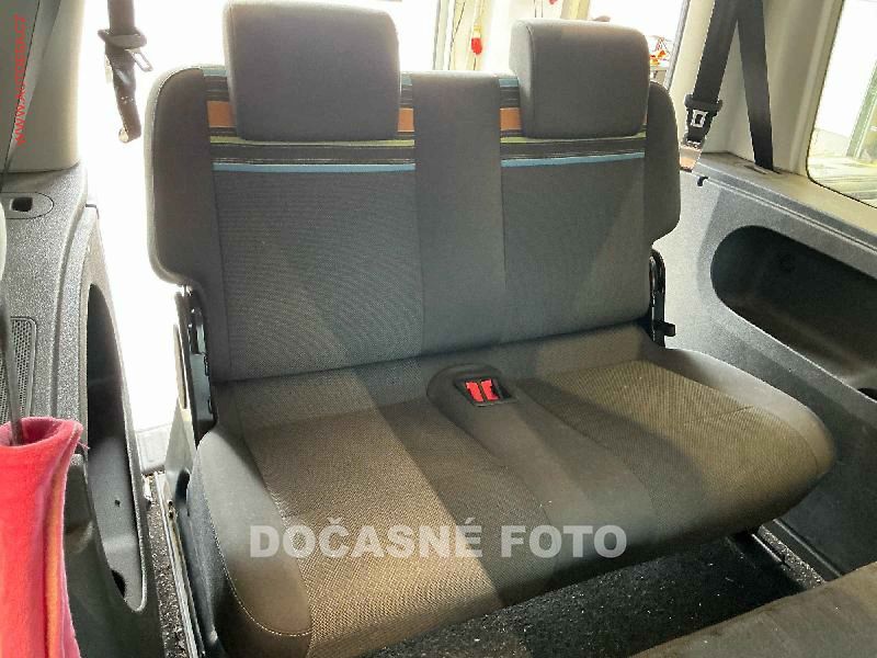 Volkswagen Caddy (2013) 1.2TSi 7míst, Jako-o, bixen - fotka 5 z 10