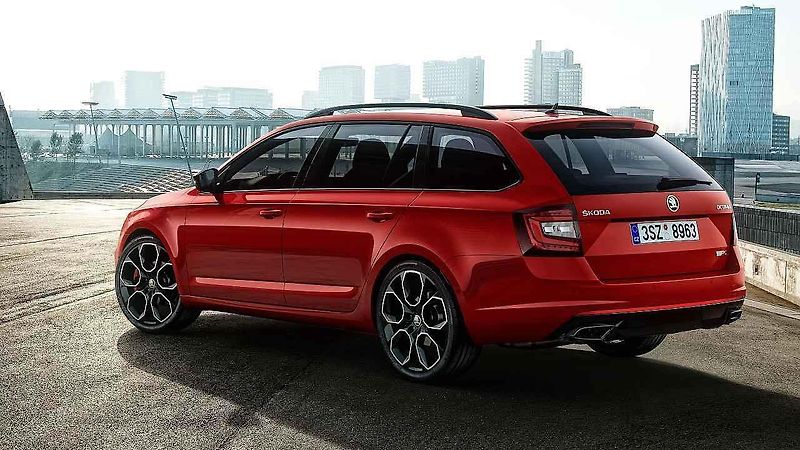 Škoda Octavia Combi RS 245.