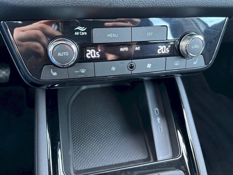 Škoda Kamiq (2025) 1.0 TSI 85kW Selection - fotka 28 z 35