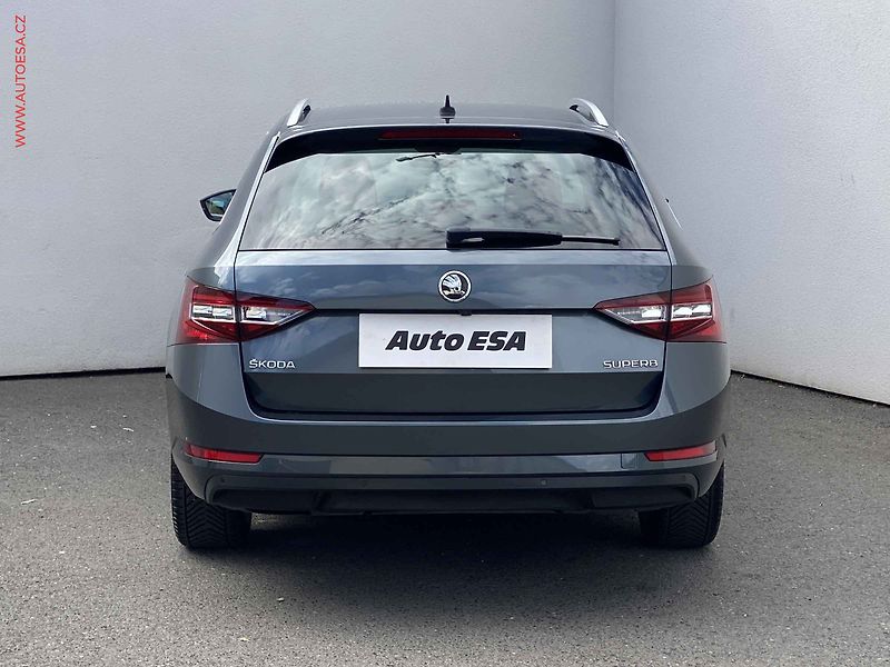 Škoda Superb (2019) 2.0 TDi, Style, bixen, navi - fotka 5 z 19