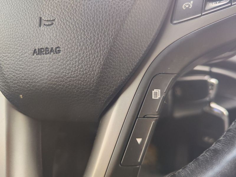 Hyundai i40 1.7 CRDI/104kW Experience AT - fotka 26 z 33