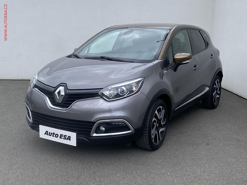 Renault Captur (2016) 1.2 TCe, AT, TZ, navi, kamera - fotka 3 z 16
