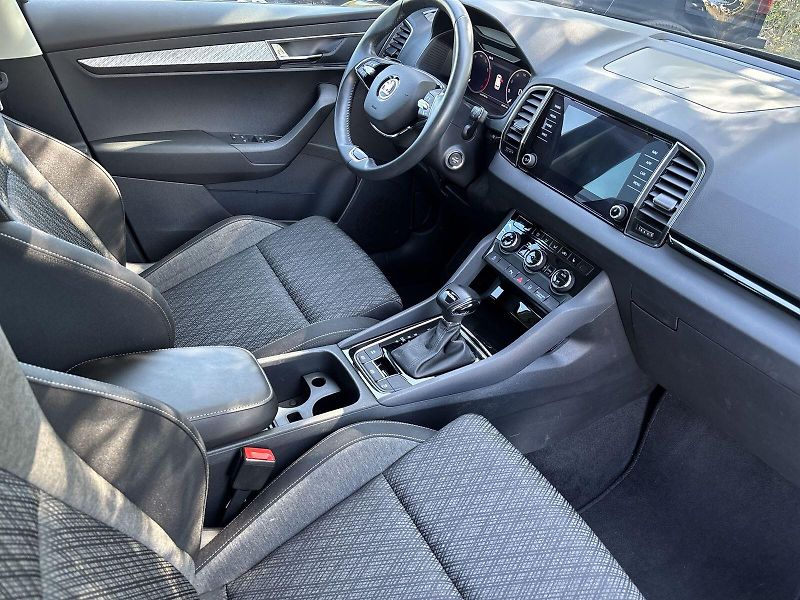 Škoda Karoq (2023) 1.5 TSI DSG Style+ - fotka 10 z 36