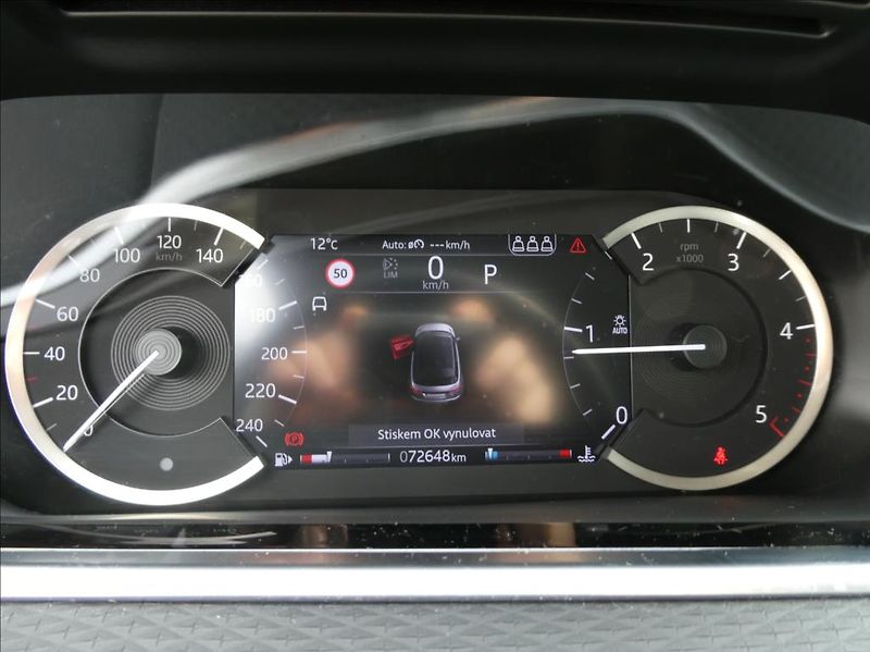 Land Rover Range Rover Evoque 2,0 D150 S 4WD Automat - fotka 20 z 34