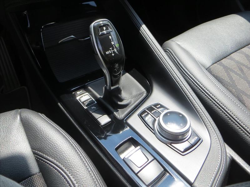 BMW X1 1,5 i sDrive AUT LED Navi ČR - fotka 15 z 27