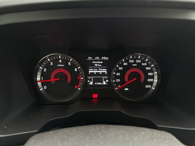 SsangYong Korando (2021) 1,5 TGDI (163k) e-XGI 4x4 6MT - fotka 23 z 37