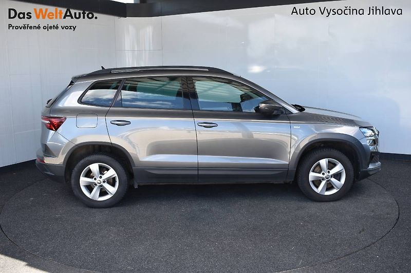 Škoda Karoq (2022) 1.5TSI 110kW DSG, LED,Závěs - fotka 26 z 28
