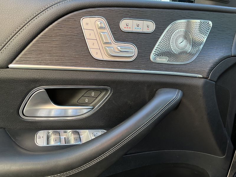 Mercedes-Benz GLE Coupé 400 d 4MATIC AMG Line ku - fotka 13 z 18