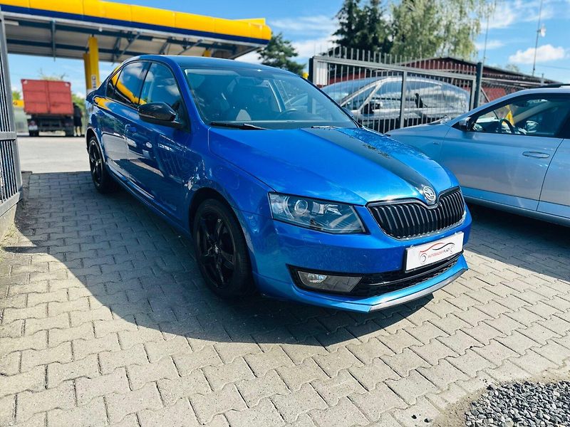 Škoda Octavia (2014) 1.6TDi VYHŘ. SKLA,100%KM - fotka 1 z 17