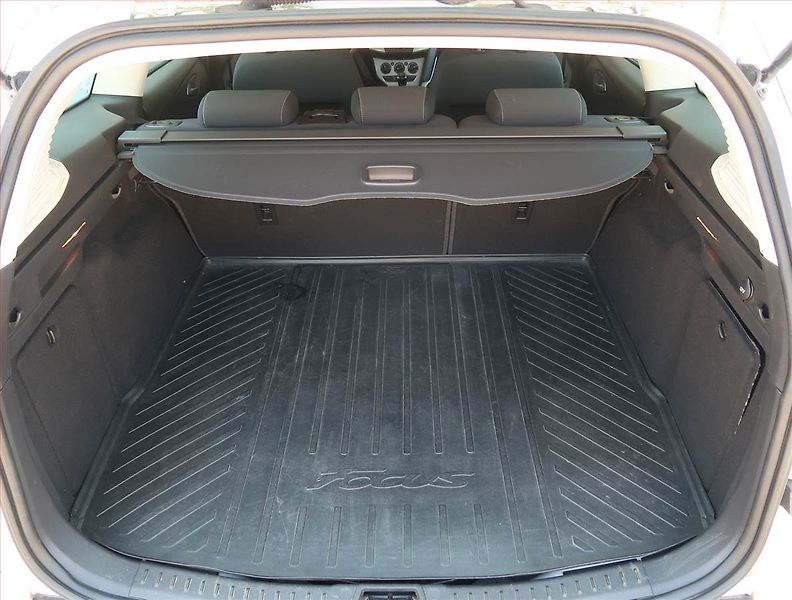 Ford Focus (2014) 1.0 EcoBoost, Serv.kniha - fotka 13 z 15